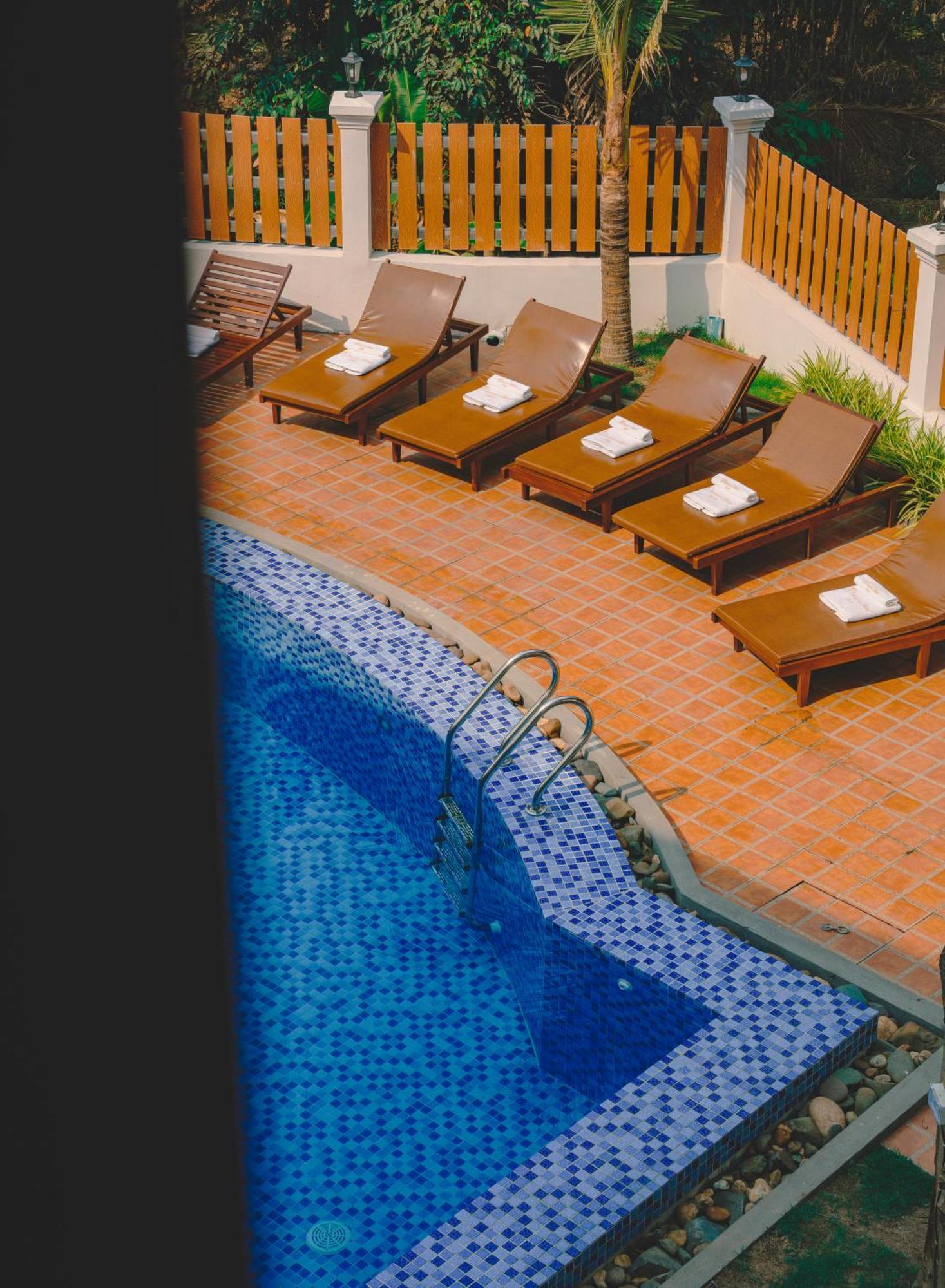 Dream 1985 Hotel Luang Prabang Bagian luar foto