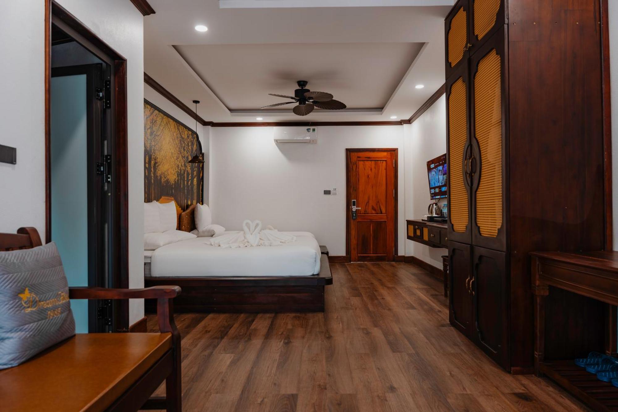 Dream 1985 Hotel Luang Prabang Bagian luar foto