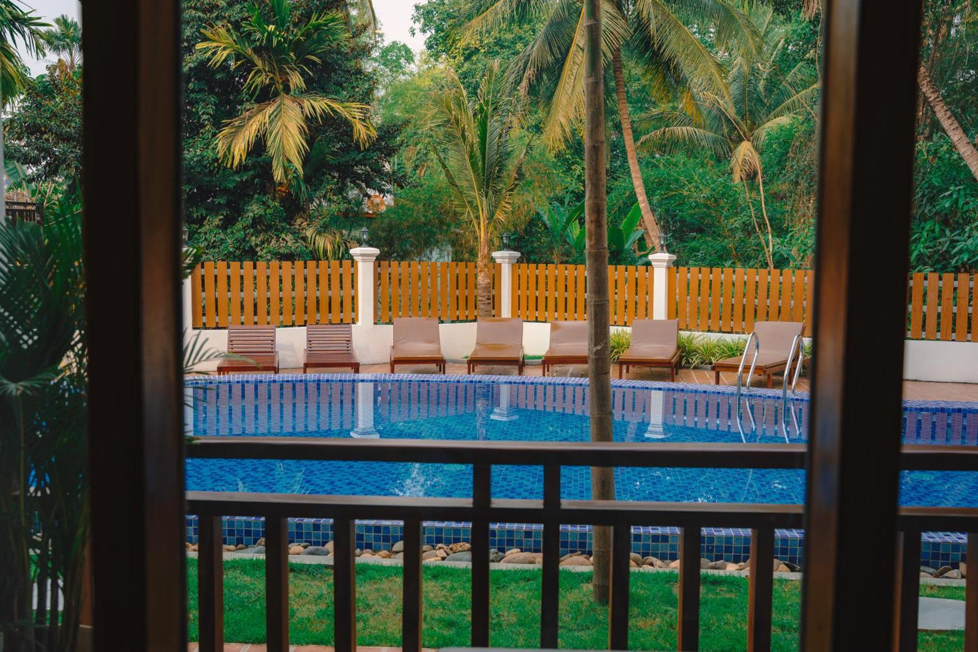 Dream 1985 Hotel Luang Prabang Bagian luar foto